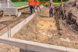 Erneuern einer Gossen- und Bordanlage in Celle