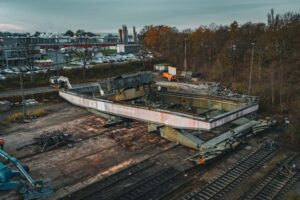 Entfernung zweite Bahn